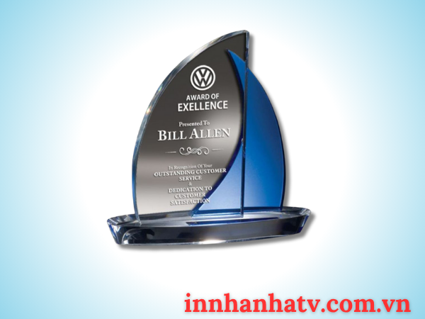 Kỷ Niệm Chương Pha Lê Khắc Tên 